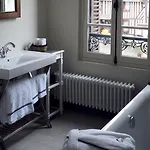 Maison Mouche 4*