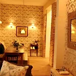 Maison Mouche Pensión 4*