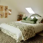 Maison Mouche Pensión 4*