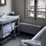 Pensión Maison Mouche