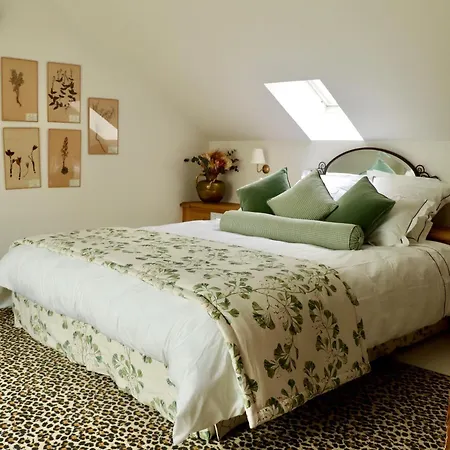 Maison Mouche 招待所 4*