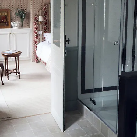 招待所 Maison Mouche 4*